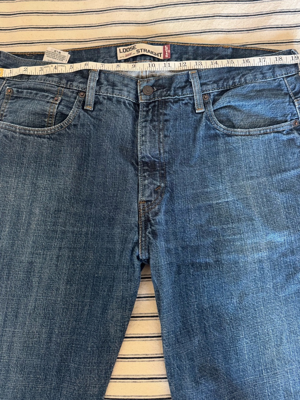 Levi’s 569 Loose Straight Leg Baggy Jeans 38 x 32 Medium Wash